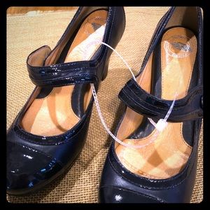 Brand new nurture Mary Jane heels